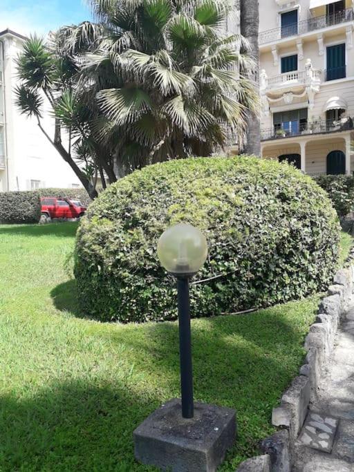 La Casa Di Anna, In Palazzina Liberty Fronte Parco Apartment Бордихера Екстериор снимка